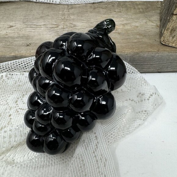 Vintage Black Glass Grape Cluster Figurine - Picture 3 of 7